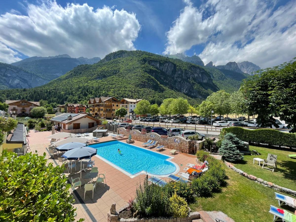 Alledolomiti Boutique Lake Hotel - Adults Friendly Molveno Bagian luar foto