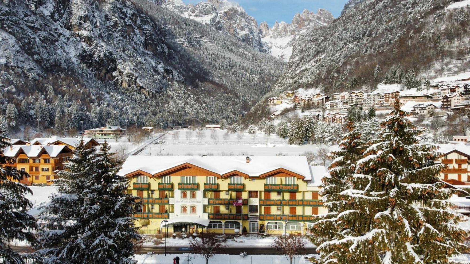 Alledolomiti Boutique Lake Hotel - Adults Friendly Molveno Bagian luar foto