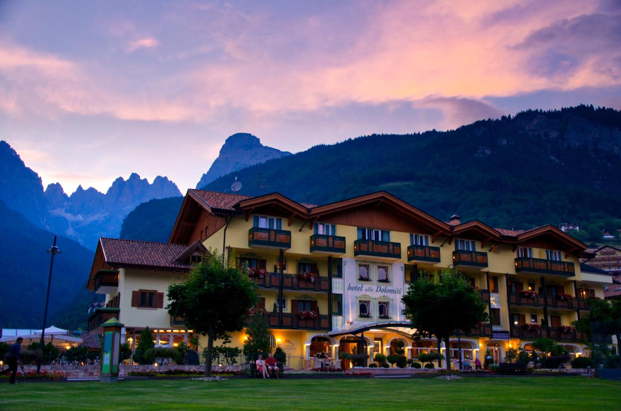 Alledolomiti Boutique Lake Hotel - Adults Friendly Molveno Bagian luar foto