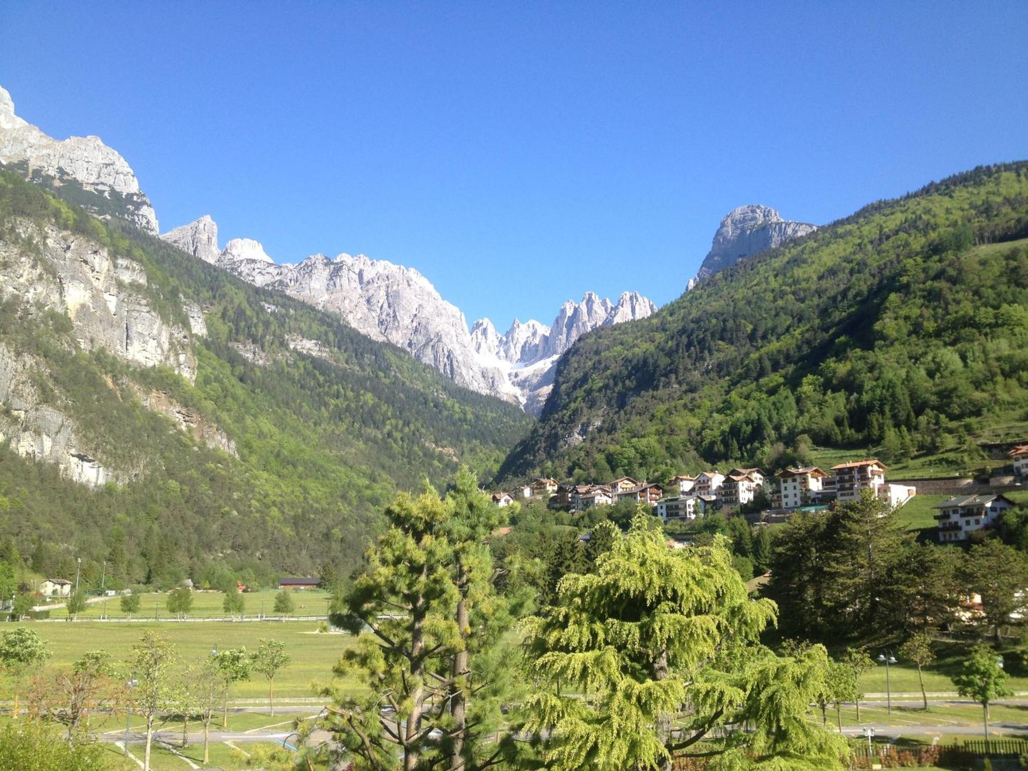 Alledolomiti Boutique Lake Hotel - Adults Friendly Molveno Bagian luar foto