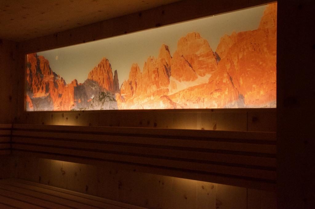 Alledolomiti Boutique Lake Hotel - Adults Friendly Molveno Bagian luar foto