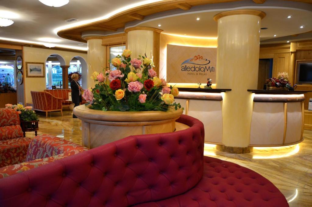 Alledolomiti Boutique Lake Hotel - Adults Friendly Molveno Bagian luar foto