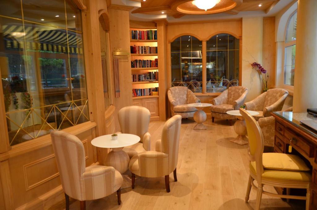 Alledolomiti Boutique Lake Hotel - Adults Friendly Molveno Bagian luar foto